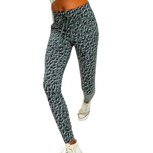 OFFLINE By Aerie Jacquard Peak Legging